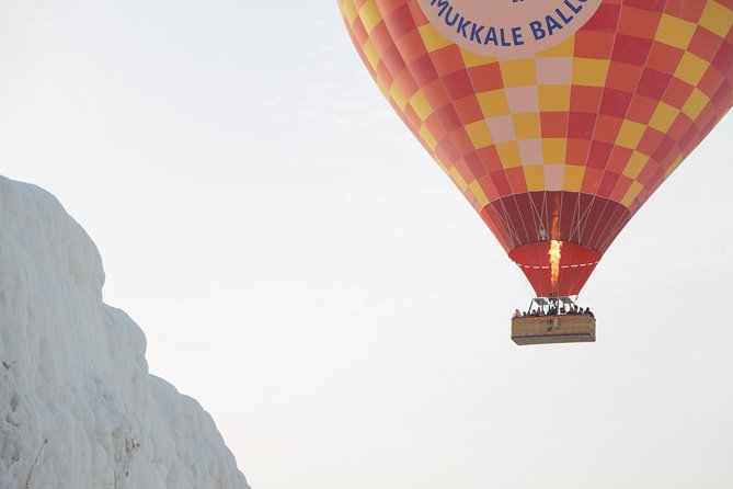 Pamukkale Hot Air Balloon Flight - One hour above the Pamukkale travertines