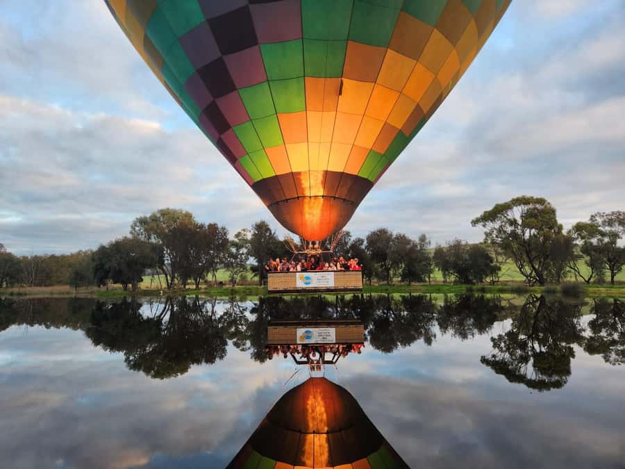 Perth: Avon Valley Hot Air Balloon Flight with Breakfast - Who should book this morning?