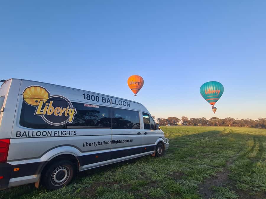 Perth to Northam: Balloon flight including shuttle bus - The 2:00 to 3:55 a.m. start is the real commitment
