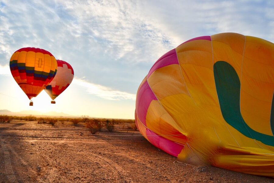 Phoenix: Hot Air Balloon Flight with Champagne - Helping the balloon come alive
