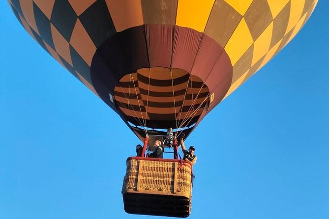 Private Balloon Flight in Teotihuacan with Breakfast in Cavern - Breakfast in a cavern, with chilaquiles on the menu