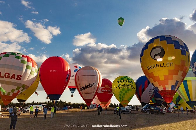 Private Balloon Flight Over Mallorca for Two People - Meeting near Manacor before sunrise