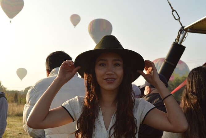 Private Balloon Flight over Teotihuacan plus Breakfast and Entry - The cave breakfast near Teotihuacan