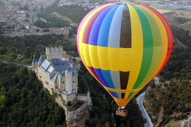 Private Balloon Ride for 2 in Segovia with Optional Transportation from Madrid - Key points to know before booking