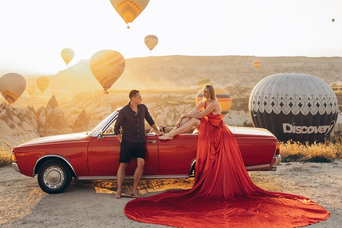 Private Classic Car Sunrise Balloon Chasing Experience - Why a classic car changes the usual balloon morning