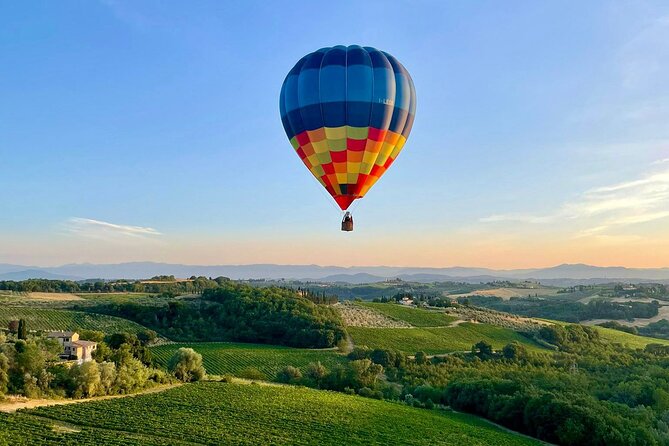 Private Hot Air Balloon ride in Tuscany countryside from Chianti - One hour over vineyards and olive groves