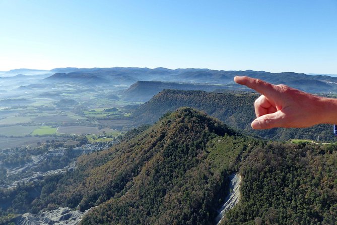 Private Pre-pyrenees VIP Hot-air Balloon tour (pick-up Barcelona) - An hour above Montseny and Catalonia