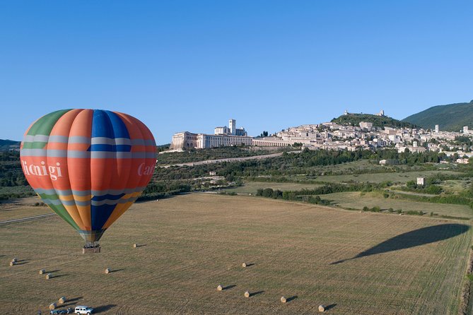 Professional hot air balloon rides at Assisi, Trasimeno in Umbria - Is $306.09 a fair price?