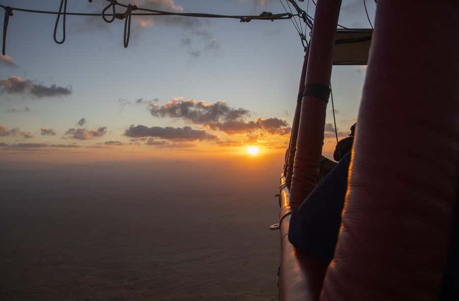 Ras Al Khaimah Hot Air Balloons - Landing, refreshments, and a short desert safari