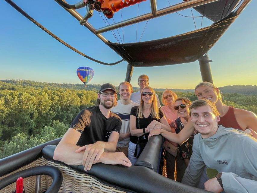 Seattle: Mt. Rainier Sunset Balloon Ride with Champagne - Who will enjoy this experience most?