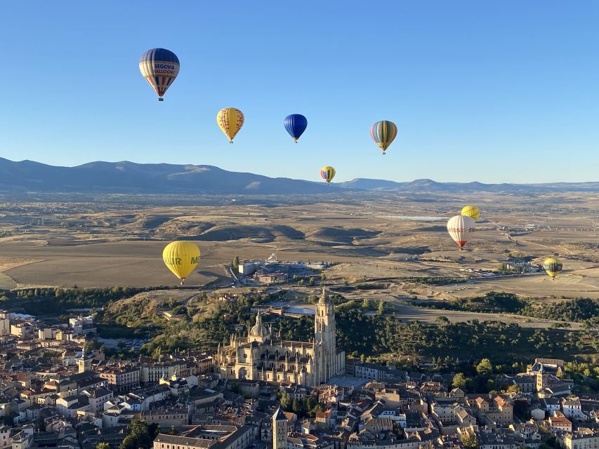 Segovia: Hot-Air Balloon Flight with Optional 3-Course Lunch - Key points to know before booking