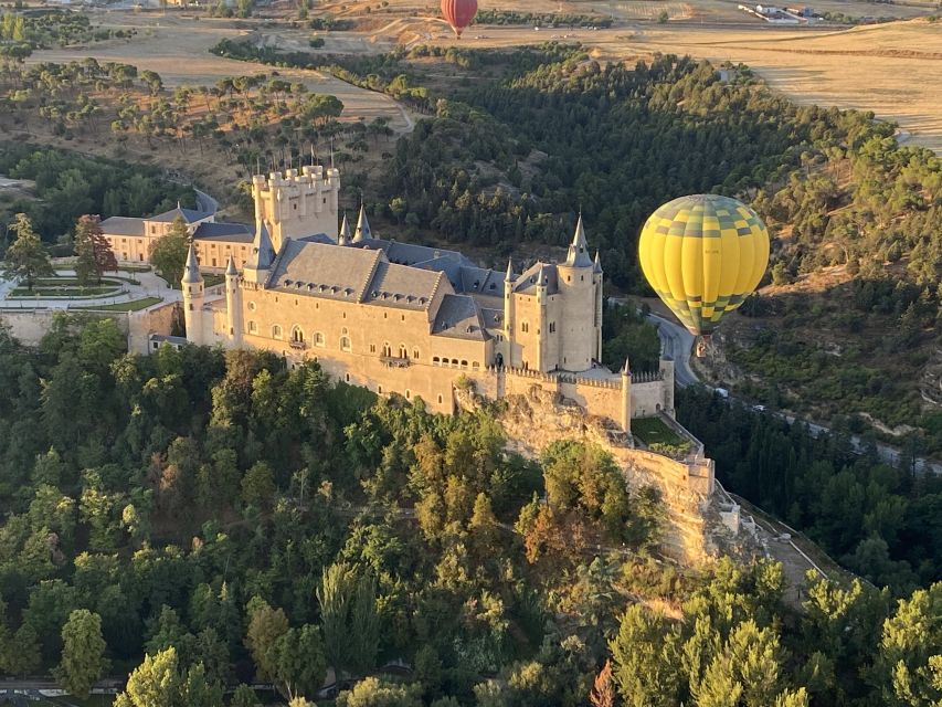 Segovia: Hot Air Balloon Ride with Picnic and Activity Video - Why Segovia is a fine place to fly
