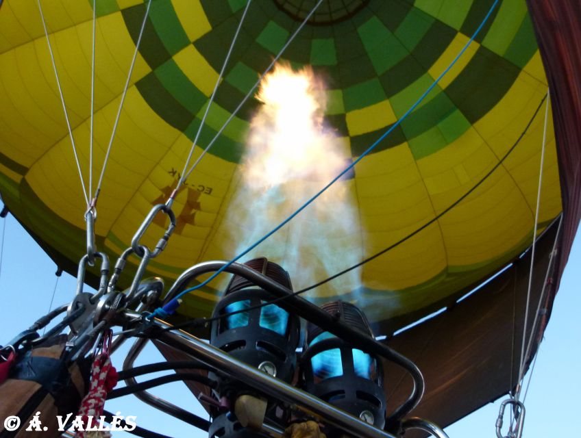 Segovia: Hot Air Balloon Ride with Picnic and Activity Video - Who will enjoy this experience most