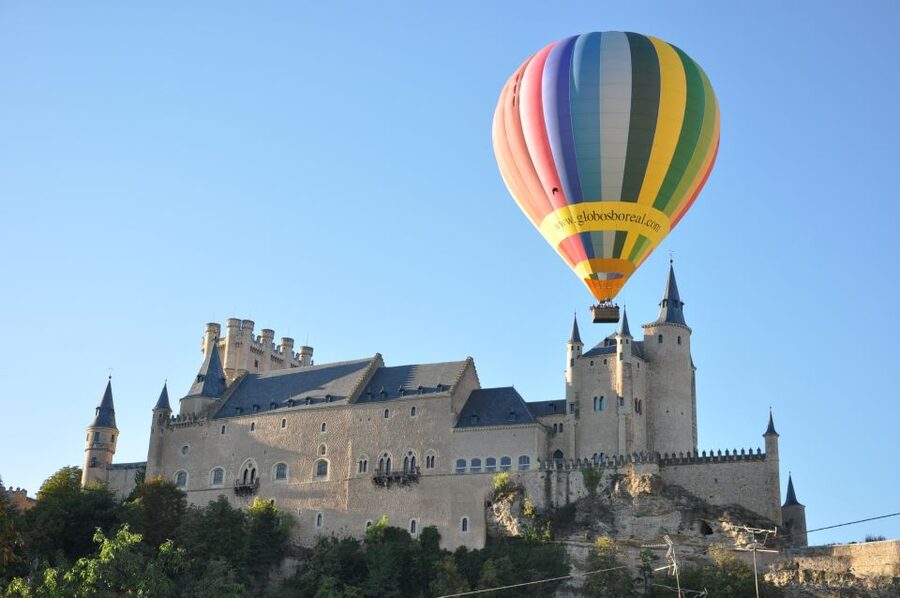 Segovia: Private Balloon Ride for 2 with Cava and Breakfast - Is $1,148 good value for two?