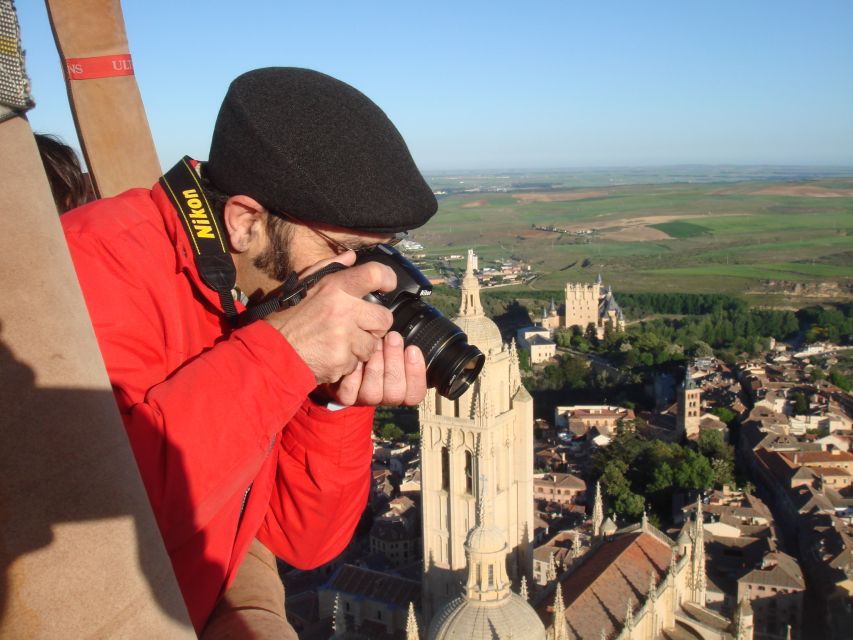Segovia: Private Balloon Ride for 2 with Cava and Breakfast - Who should book this private Segovia flight?