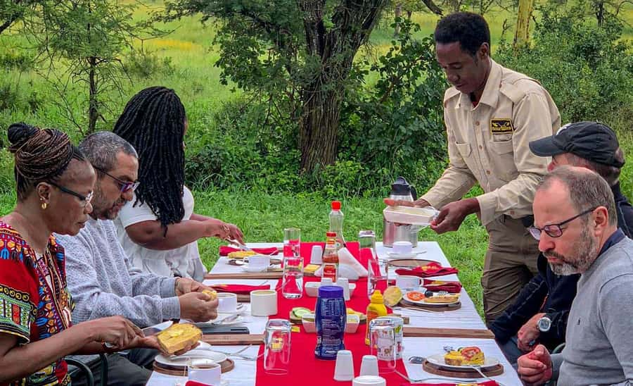 Serengeti Balloon Ride and Luxury Bush Breakfast - Coffee, safety briefing, and the launch site