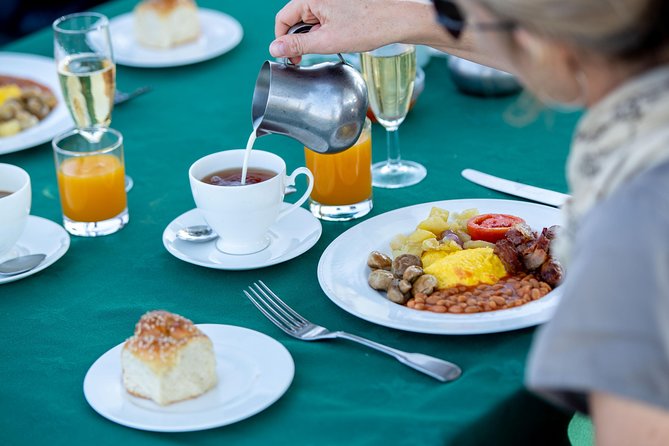 Serengeti Balloon Safari and authentic bush breakfast - Safety, comfort, and the limits of the experience