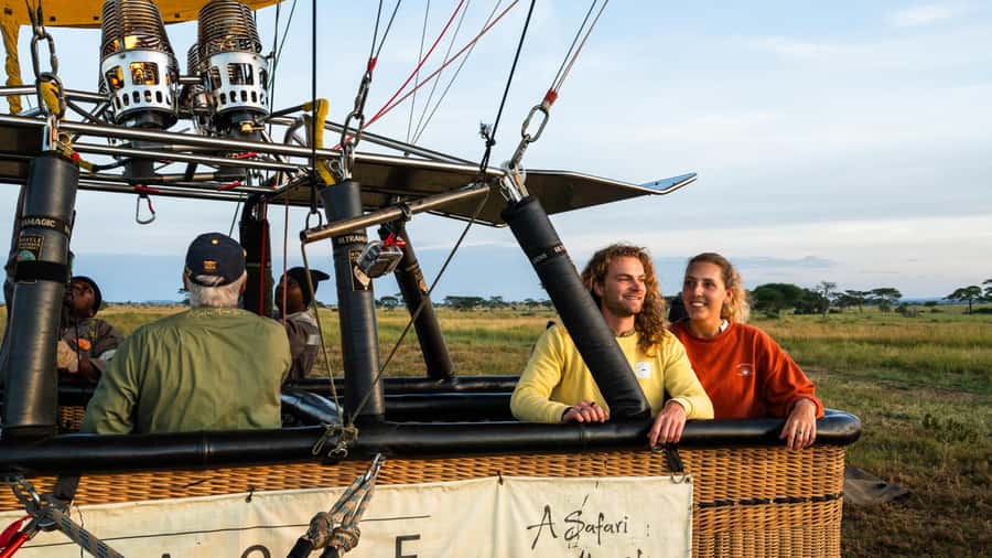 Serengeti: Hot Air Balloon Flight with Champagne Breakfast - Wildlife Spotting From a Different Angle