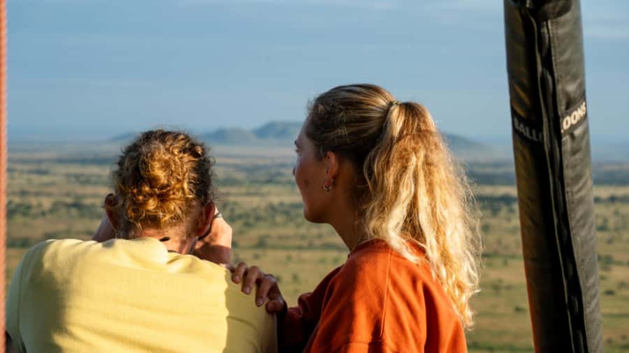 Serengeti: Hot Air Balloon Flight with Champagne Breakfast - A One-Hour Flight With No Fixed Route