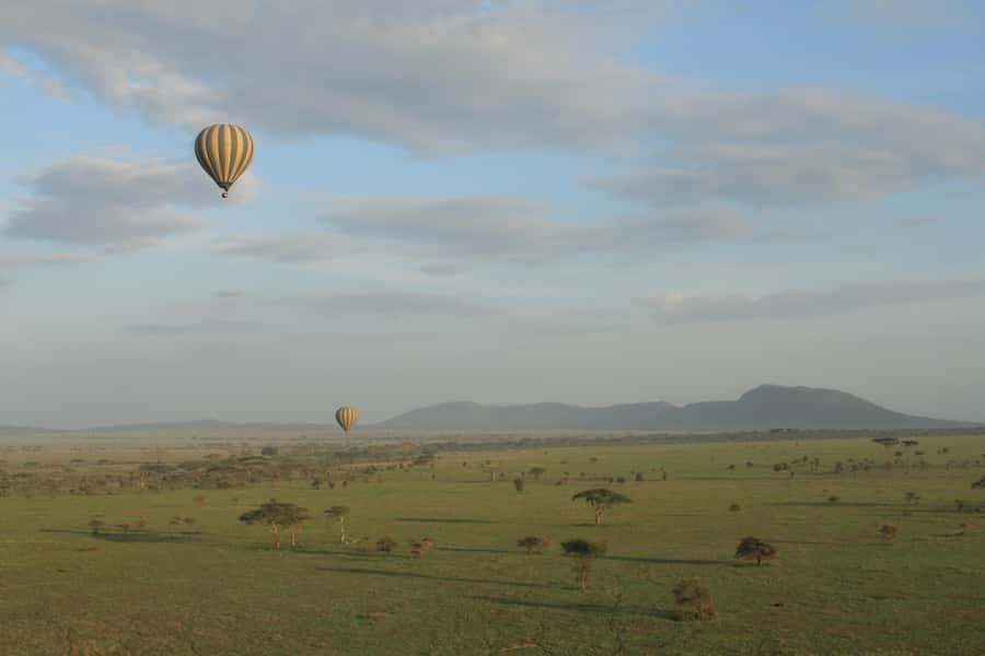 Serengeti National Park: Balloon Safari at Dawn - Landing, bubbles, and the ride to breakfast