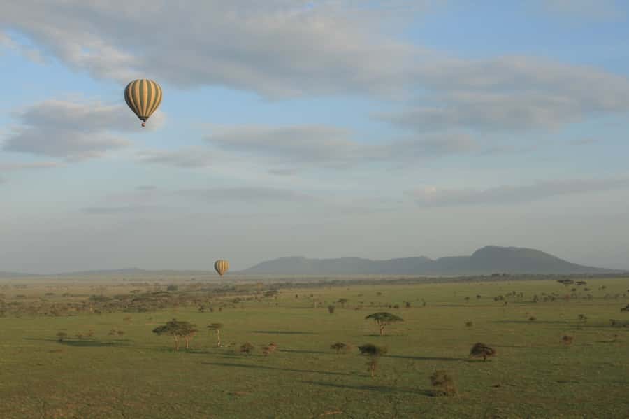 Serengeti National Park: Balloon Safari at Dawn - Watching the balloon take shape before sunrise