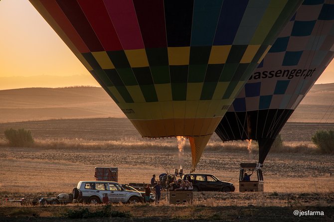 Seville Hot-Air Balloon Ride with Breakfast, Cava & Hotel Pick up - Landing, packing up, and the one rough edge