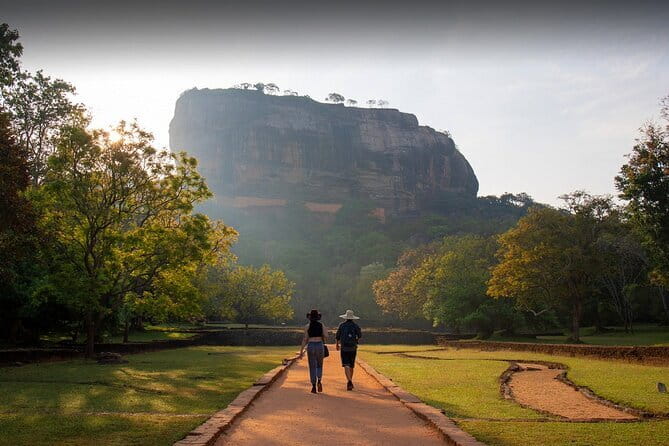 Sigiriya & Habarana: Sunrise Hot Air Balloon Ride Experience - Seeing Sigiriya without flying over the rock