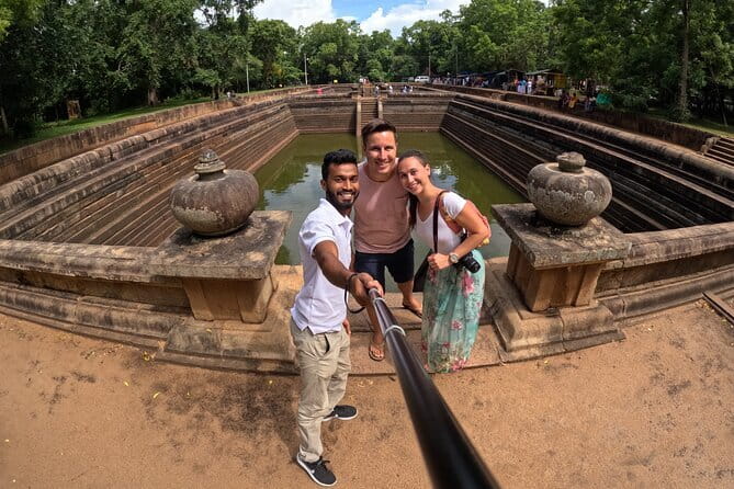 Sigiriya & Habarana: Sunrise Hot Air Balloon Ride Experience - Pilot Mustafa and the feel of the flight
