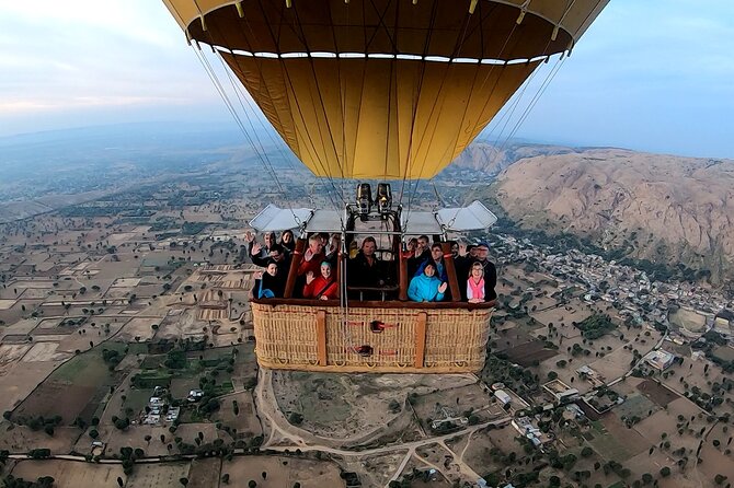 SkyWaltz Hot Air Balloon Safari - What you may see from the basket