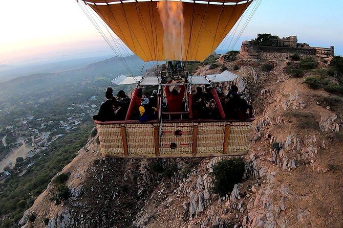 SkyWaltz Hot Air Balloon Safari - Watching the balloon come alive near Samode