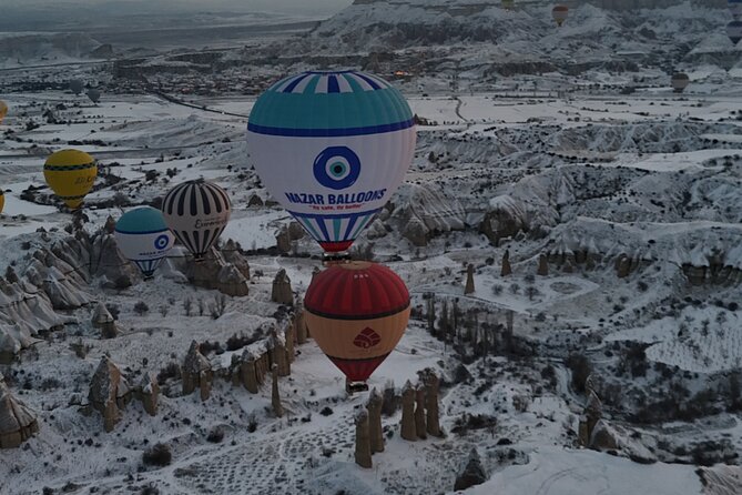 Sunrise Balloon Flight Cappadocia (Goreme) by Nazar Balloons - What the basket size means for your view