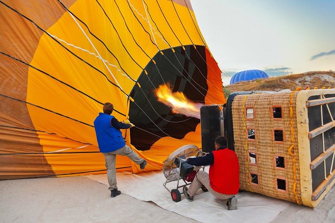 Sunrise Hot Air Balloon Flight Over Göreme & Fairy Chimneys - The most important issue: flight length and sunrise timing