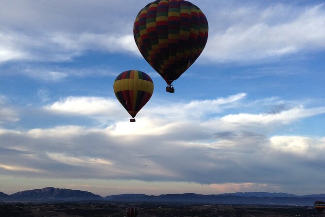 Temecula Shared Hot Air Balloon Flight - Getting into the basket without a hard climb