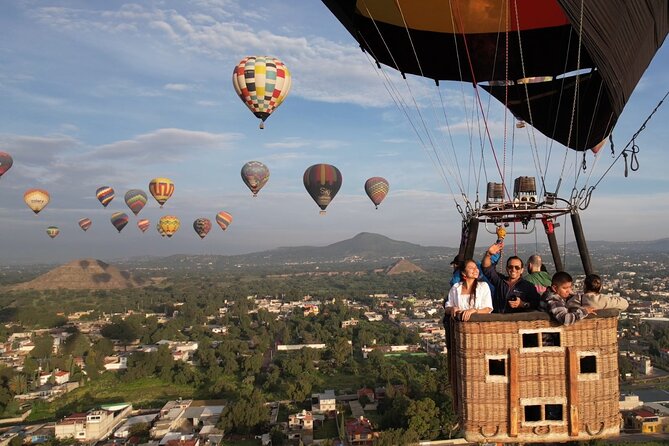 Teotihuacan Balloon Experience with Transportation and Breakfast - Preparing for a Cold Balloon Launch