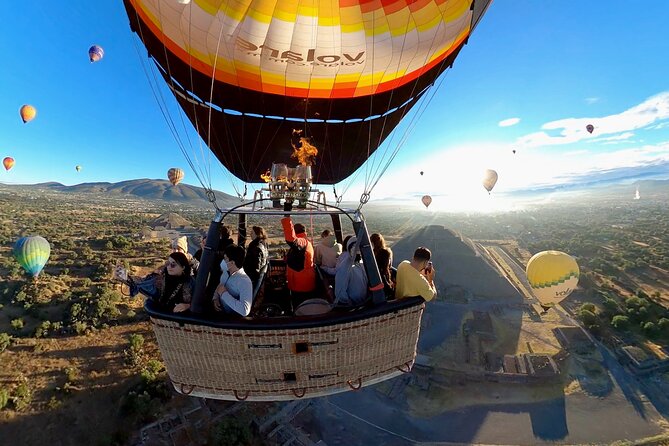 Teotihuacan Hot Air Balloon Flight from Mexico City / Volare - Why a balloon flight changes Teotihuacan