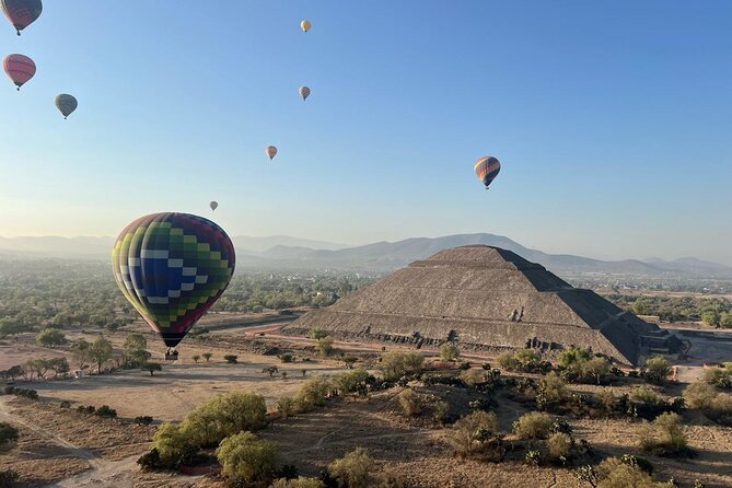 Teotihuacan Hot Air Balloon Flight - The 4:30 a.m. start and the trip from Mexico City