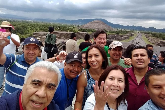 Teotihuacan Hot Air Balloon Ride with Optional Bike or Walking Tour - Who should book this Teotihuacan experience?