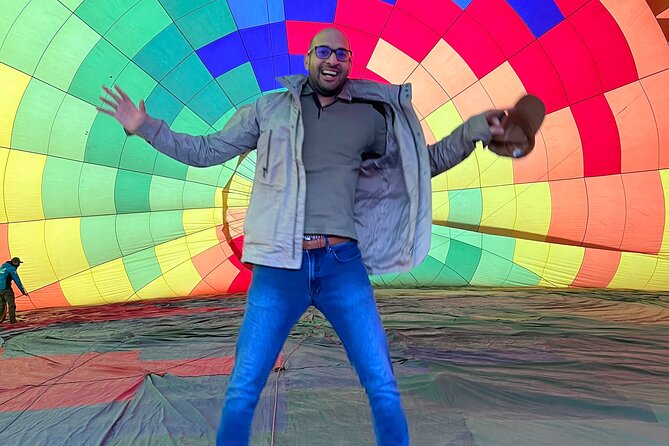Teotihuacán in a hot air balloon with Transportation from CDMX - The toast and flight certificate after landing