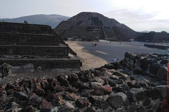 Teotihuacan Private Tour and Shared Hot Air Balloon Ride - Maguey, obsidian, pulque, tequila, and mezcal