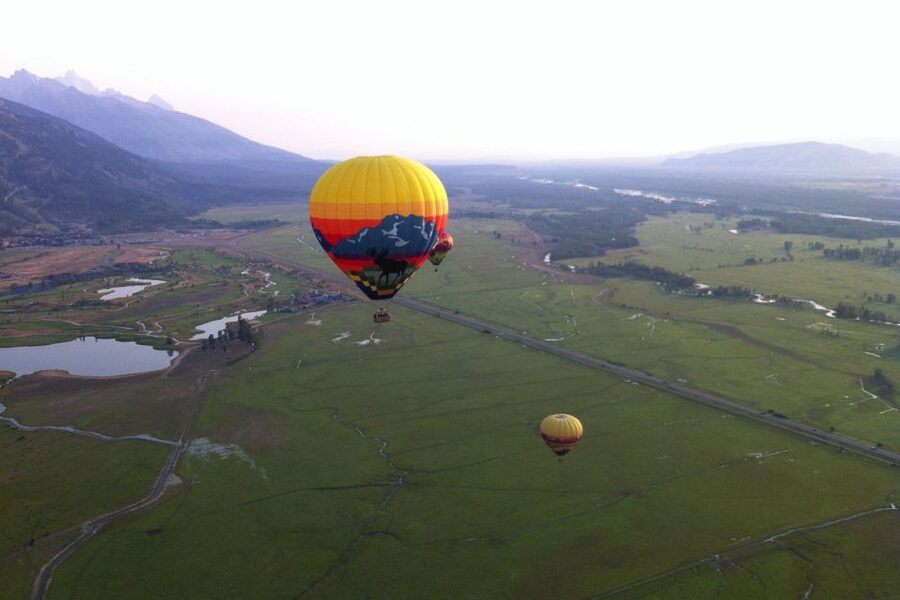 Teton Village: Grand Tetons Sunrise Hot Air Balloon Tour - Why this sunrise flight is special