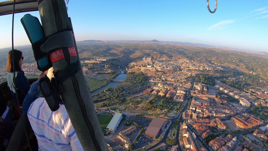 Toledo: Hot Air Balloon Ride with Spanish Breakfast - Key points at a glance