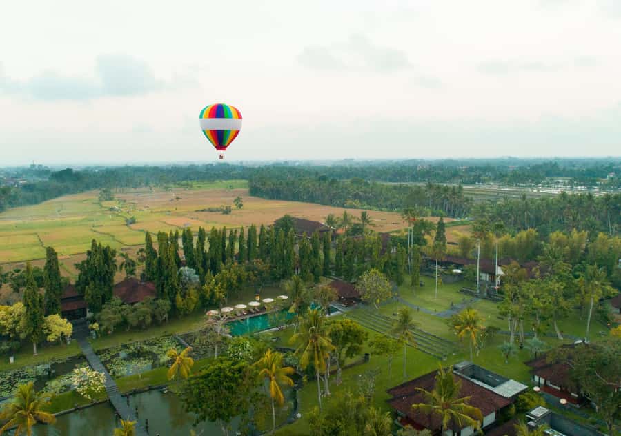 Ubud: Hot Air Balloon Experience - Is the Ubud hot air balloon worth booking?