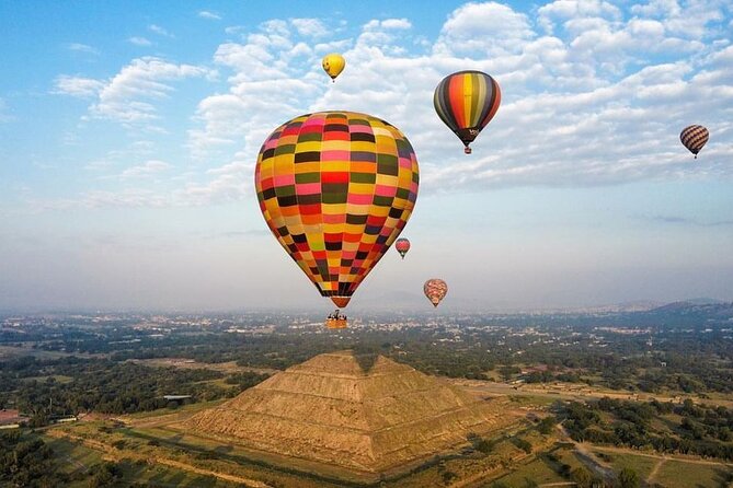 Unforgettable Balloon Flight + Tour of Teotihuacan - Flying over the City of the Gods