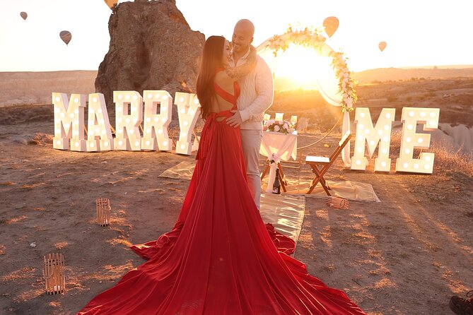 Wedding Proposal and Photoshoot with Hot Air Balloons - Why Cappadocia makes a memorable proposal setting