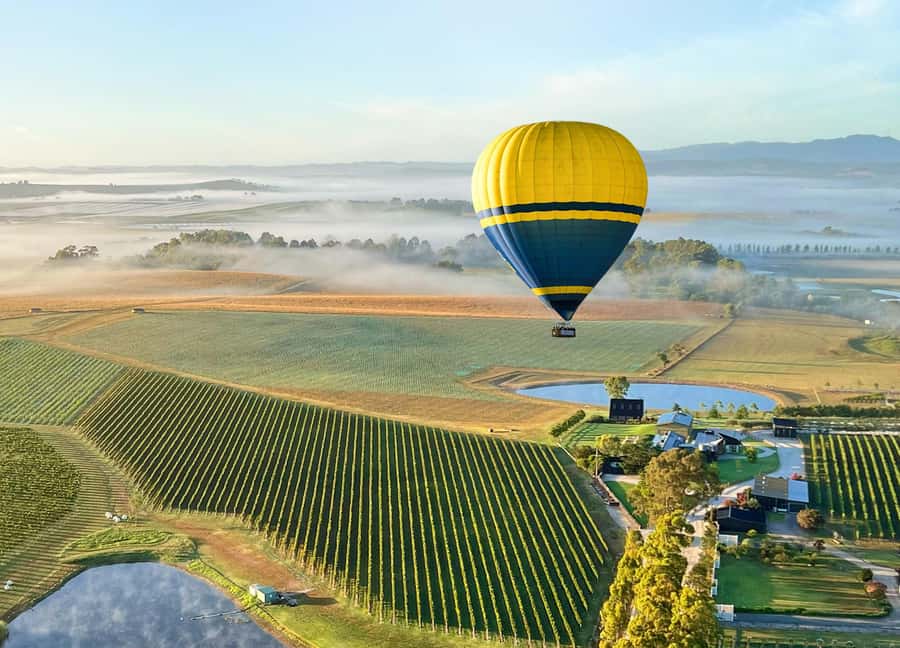Yarra Valley: Hot Air Balloon with Breakfast & CBD Transfers - Meeting before dawn at Pullman Melbourne on the Park